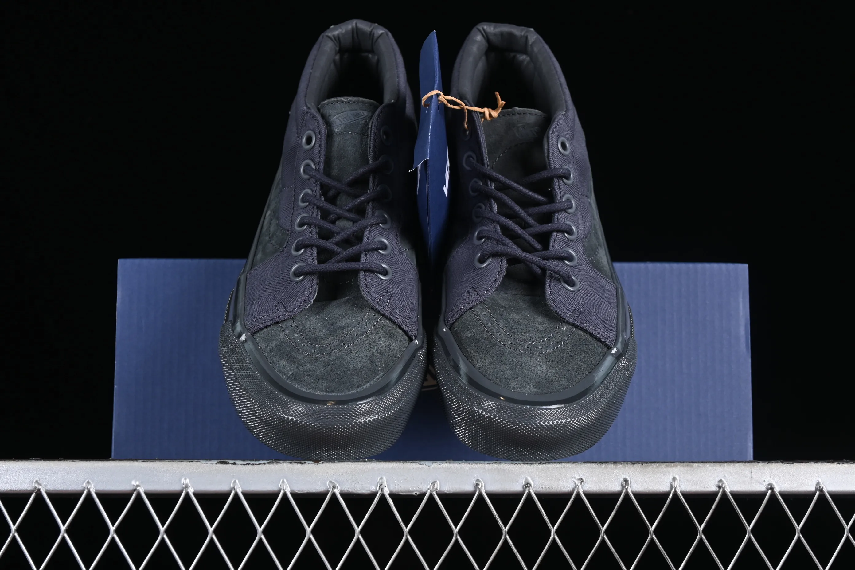 All Categories Vans Vans Series Vans Mid Vans China Vans TDC Sk8-Mid Reissue 83 Mg 2024 Spring and Summer Limited Edition Low-top Casual Sneakers VN000E7JM8M